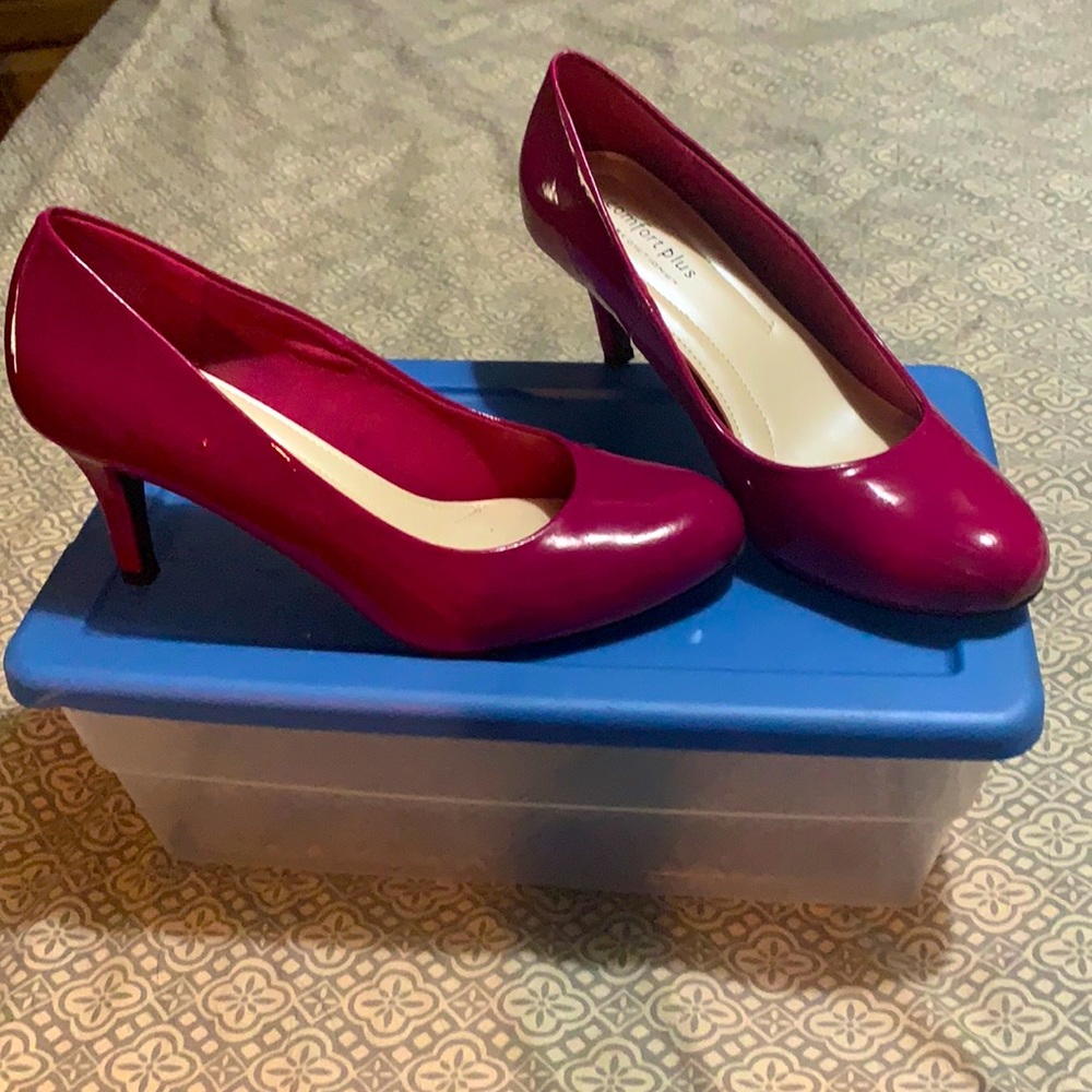 Hot pink Comfort Plus heels